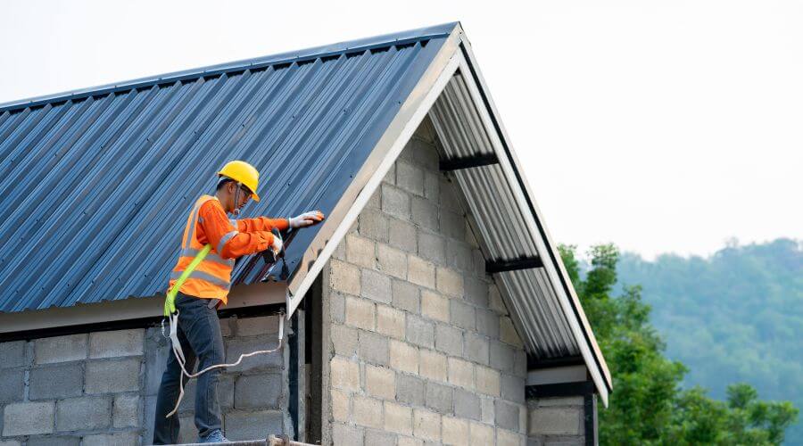 Professional gutter cleaning in Franklin, ID